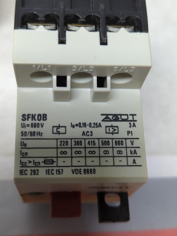 AGUT,SFKOB,MOTOR CONTACTOR SWITCH 0.16-0.25A NOS