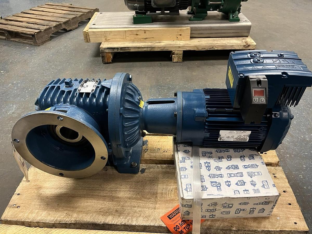 Used CONEDRIVE,MASRV30A075-W1A, GEAR DRIVE 54:1 SEW EURODRIVE DRN90L4/FC/MM15/MO/DH