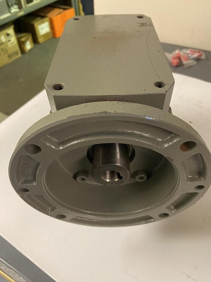 Sterling,2262HQ10056121,Speed Gear Reducer Input 1750RPM .386Hp Ratio 100