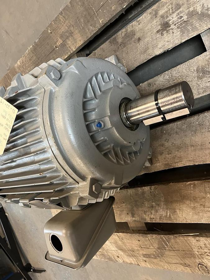 Used SIEMENS,1LA03264FP21,MOTOR RGZP 50HP 1770RPM 3PH 326T