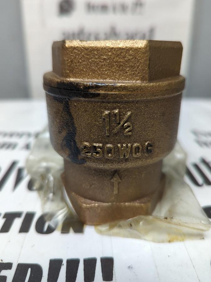 LEGEND,250WOG,IN-LINE CHECK VALVE 1-1/2 INCH  NPT NOS