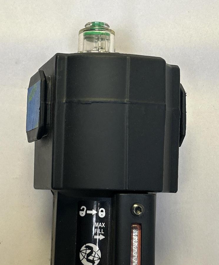 Used NORGREN,L74C-3AP-QDN,LUBRICATOR 3/8INCH NPT