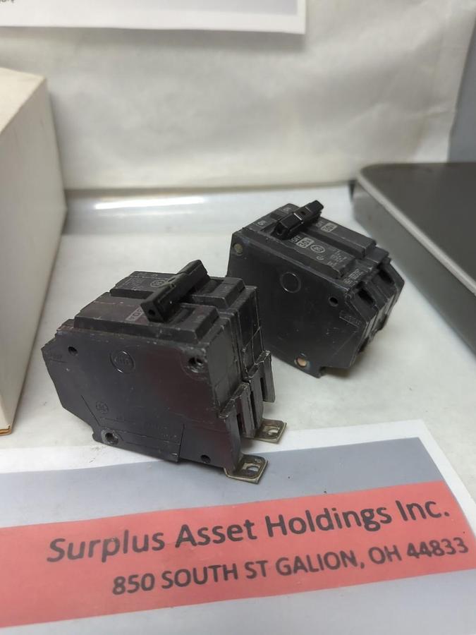 Used GENERAL ELECTRIC,THQB2130,CIRCUIT BREAKER 30AMP 2-POLE LOT OF 2 PRE-OWNED
