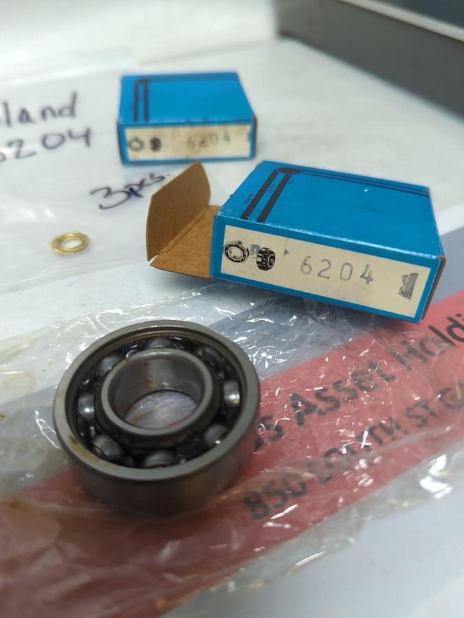 POLAND,6204,DEEP GROOVE BALL BEARING LOT OF 3 NOS