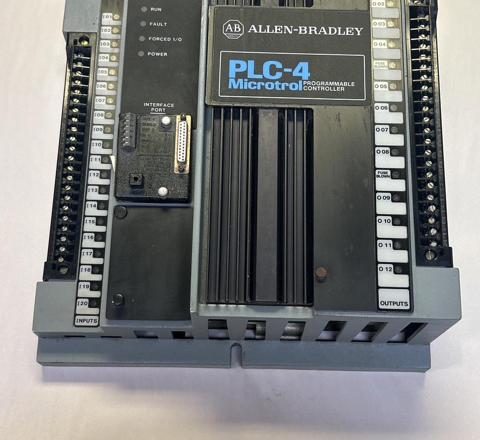 Used ALLEN BRADLEY,1773-L1A,PLC-4 MICROTORL PROGRAMMABLE CONTROLLER
