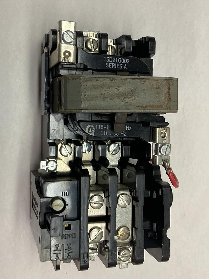 Used General Electric,NEMA B600,Contactor 110V 50/60Hz Series A