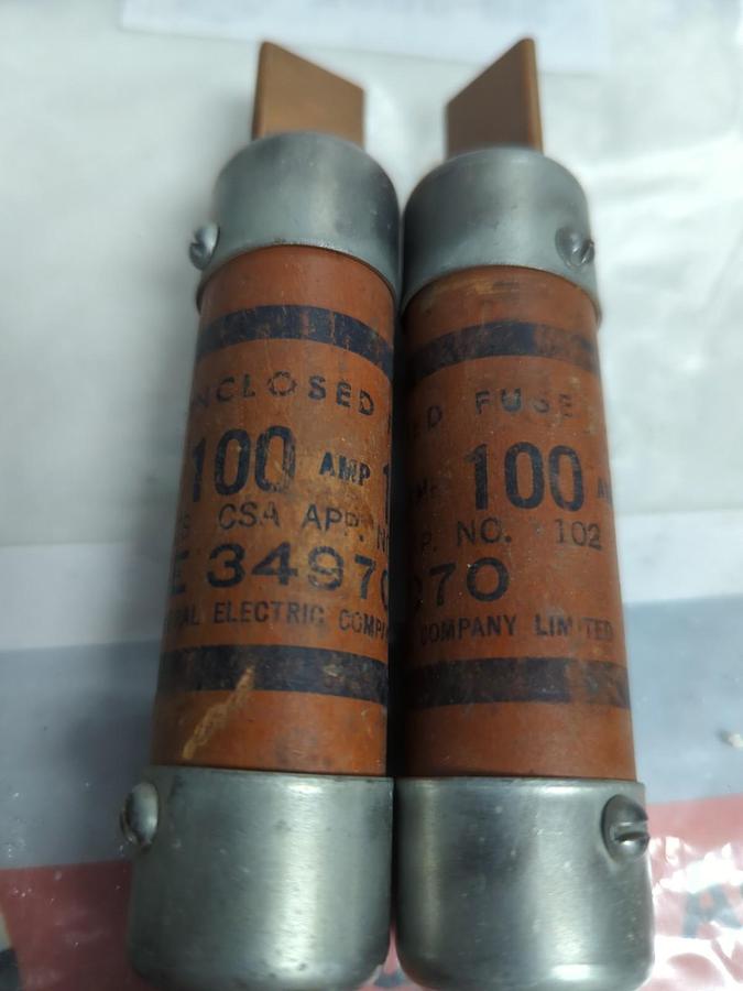 Used GE,34970,ENCLOSED FUSE 100 AMP LOT OF 2 PRE-OWNED