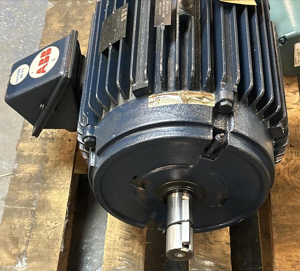 Used ABB,6N286THTN8177AAL,INDUCTION MOTOR 5HP 585RPM 460V 286T FRAME