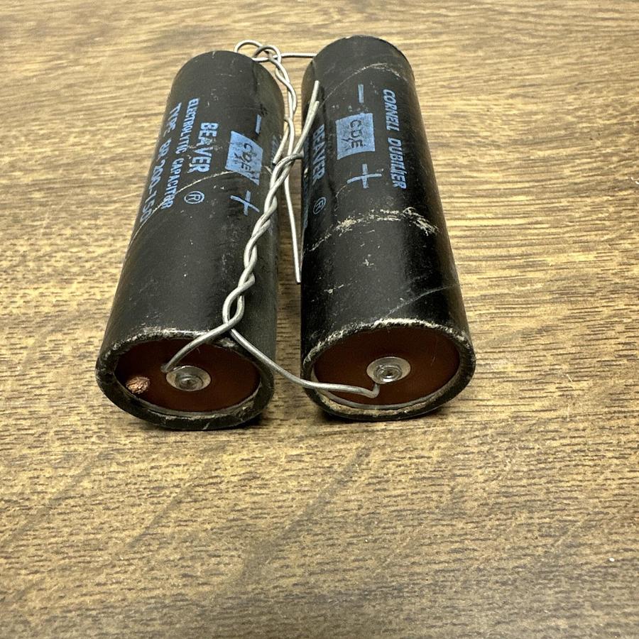 Used Cornell Dubilier,BR200-150,Capacitor 200 MFD 150 WVDC LOT of 2