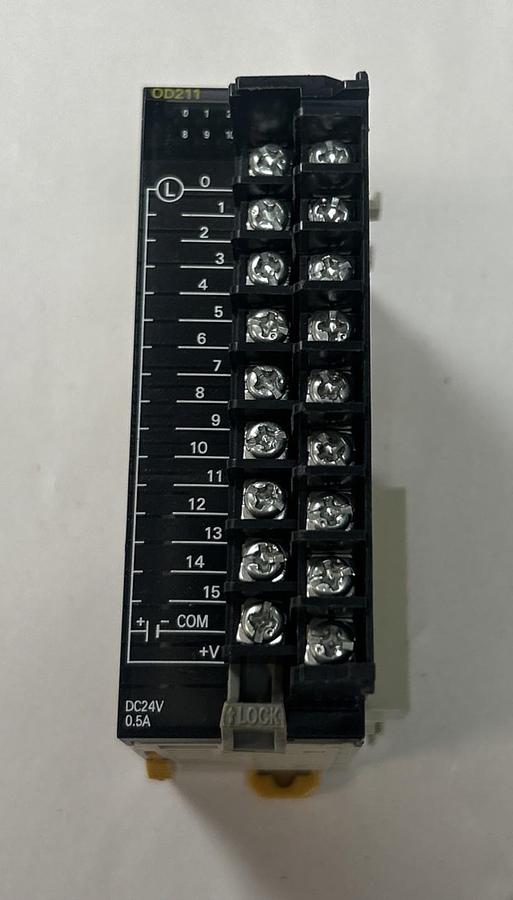 Used OMRON,CJ1W-0D211,OUTPUT MODULE