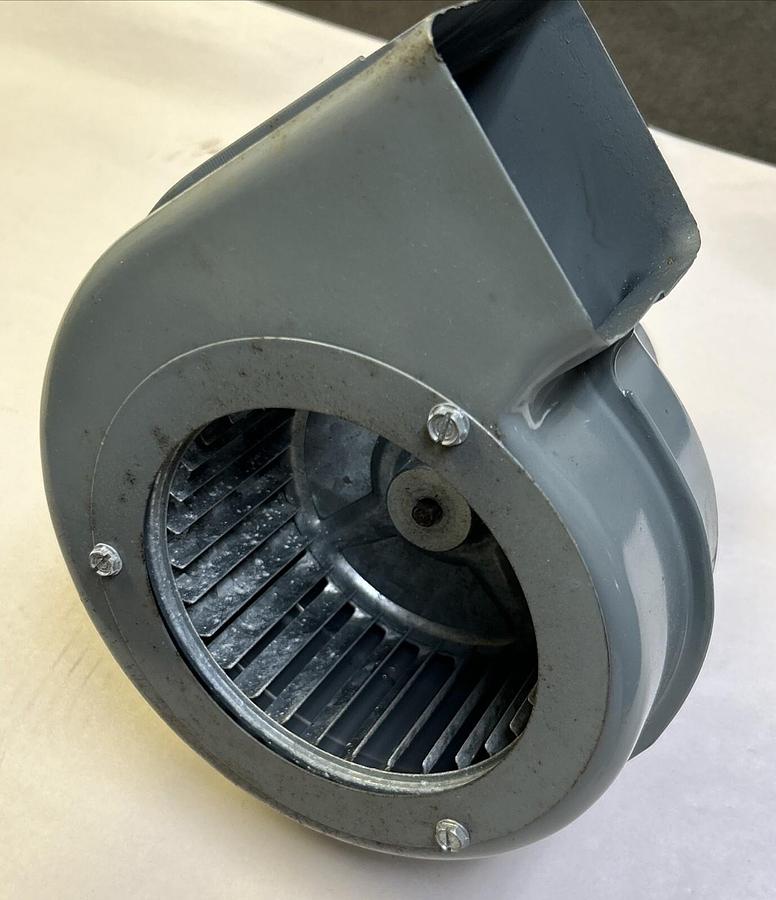 Used DAYTON,2C916B,POLE BLOWER 1610RPM 230V