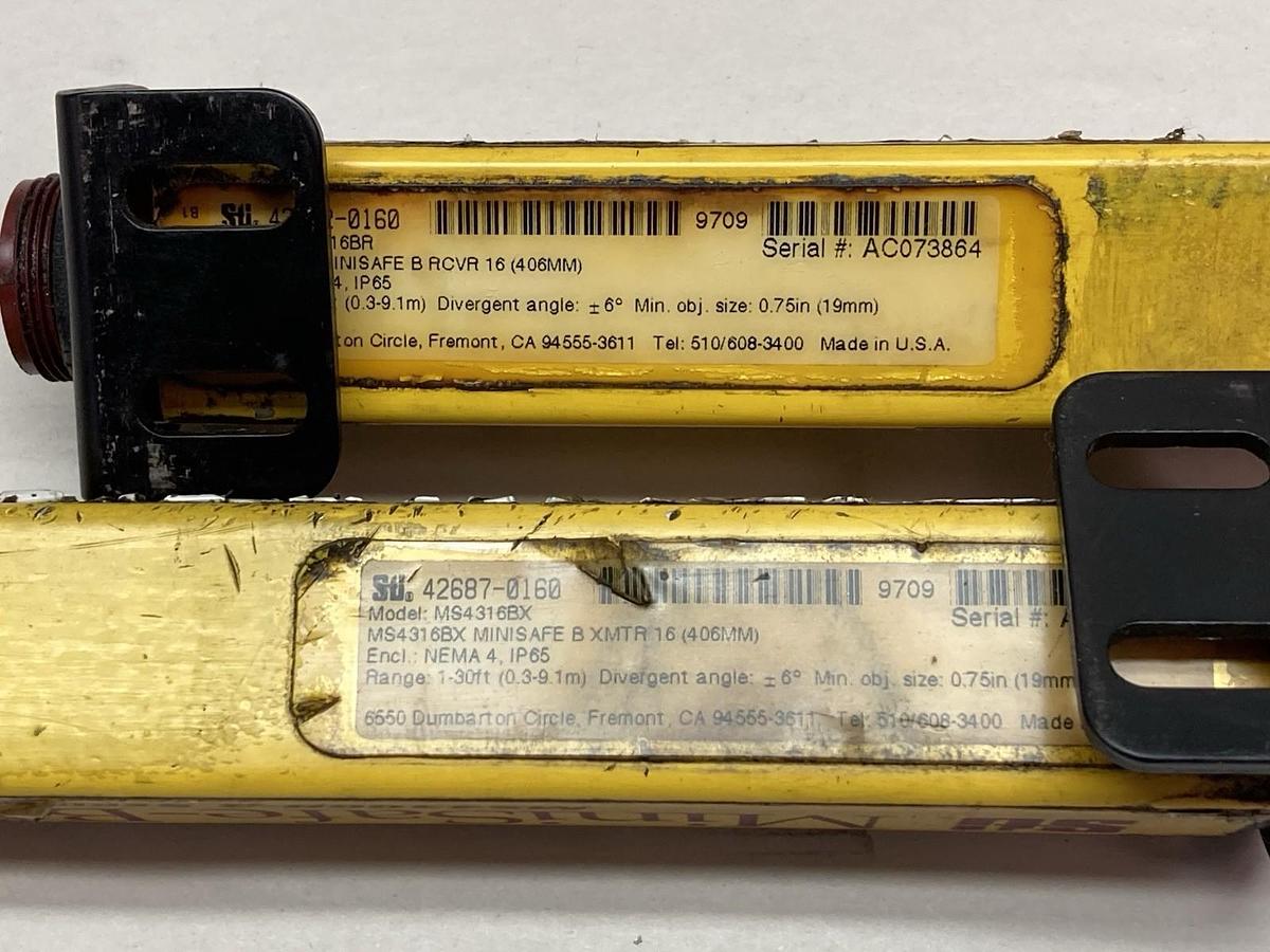 Used STI,MS4316BA & MS4316BX,MINISAFE B Light Curtain Emitter And Receiver Set