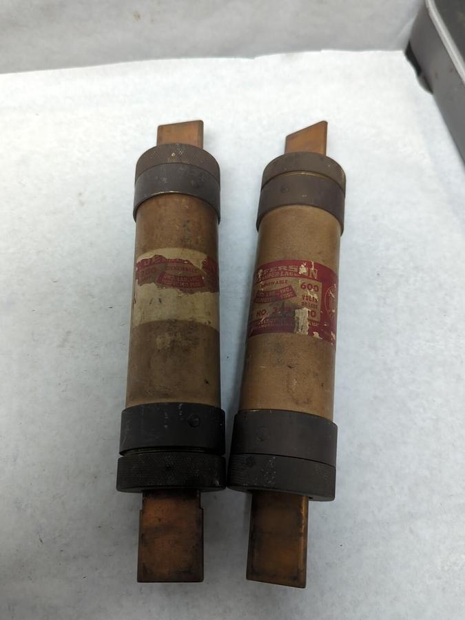 JEFFERSON,393-200,RENEWABLE 200 AMP FUSE LOT OF 2 PRE-OWNED