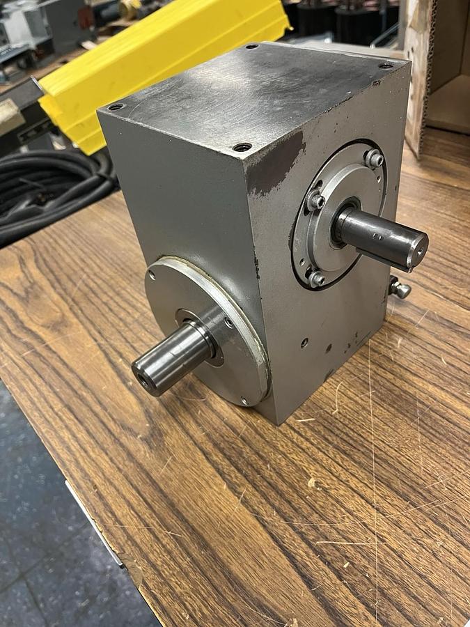 Used CAMCO,FD162S-8-120,MECHANICAL INDEXER SHAFTS 1.25" AND 7/8"