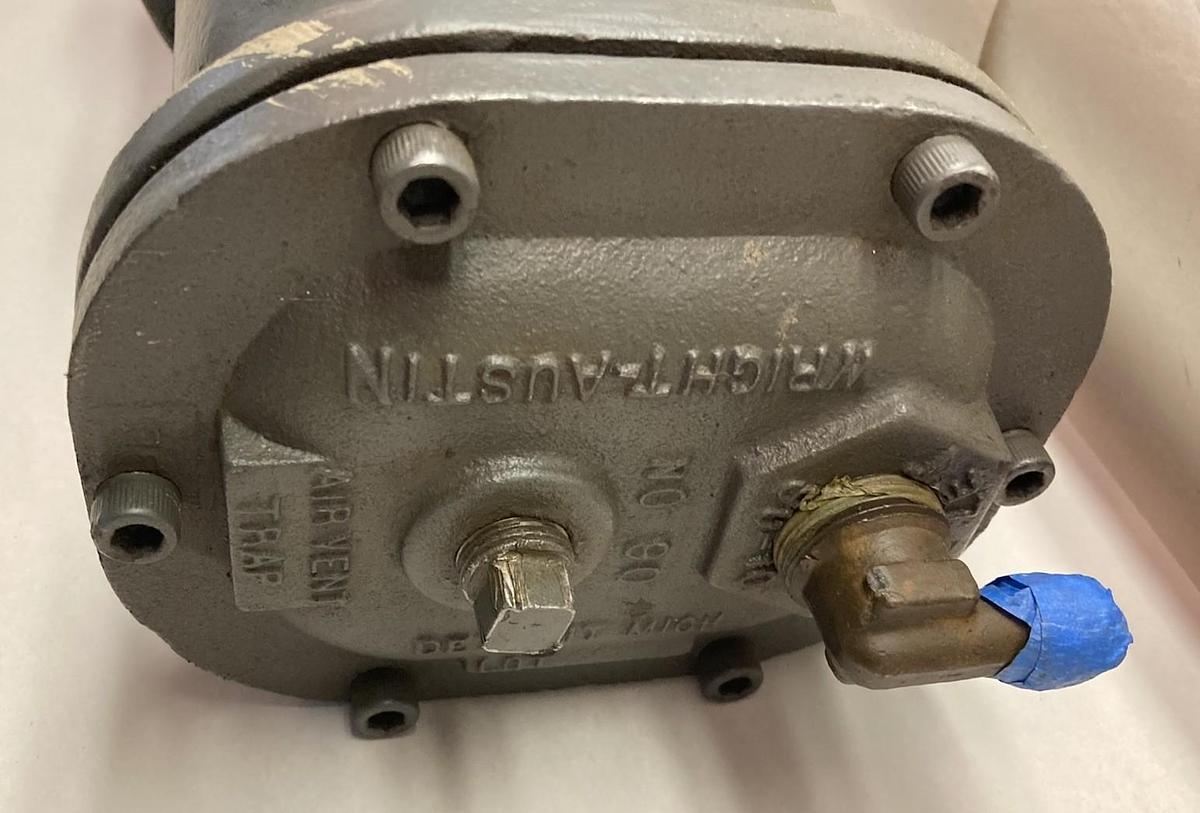 Used Wright-Austin,Type T,Gas Liquid Seperator 1-1/4 Inch 160psi