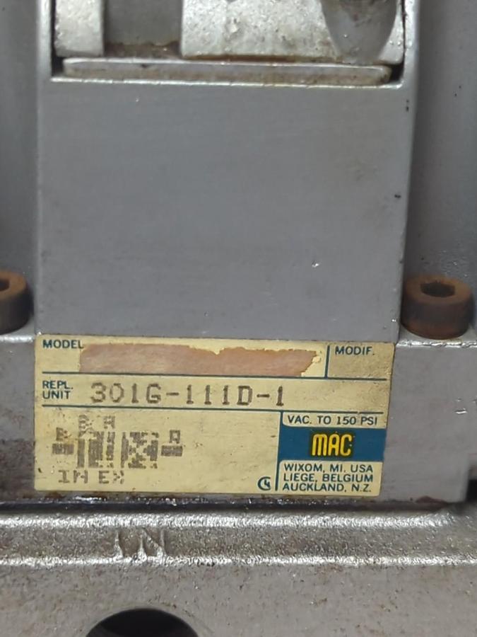 Used MAC,301G-111D-1,SOLENOID VALVE W/ MANIFOLD 150 PSI 6.8 WATT 120/110V 60/50HZ