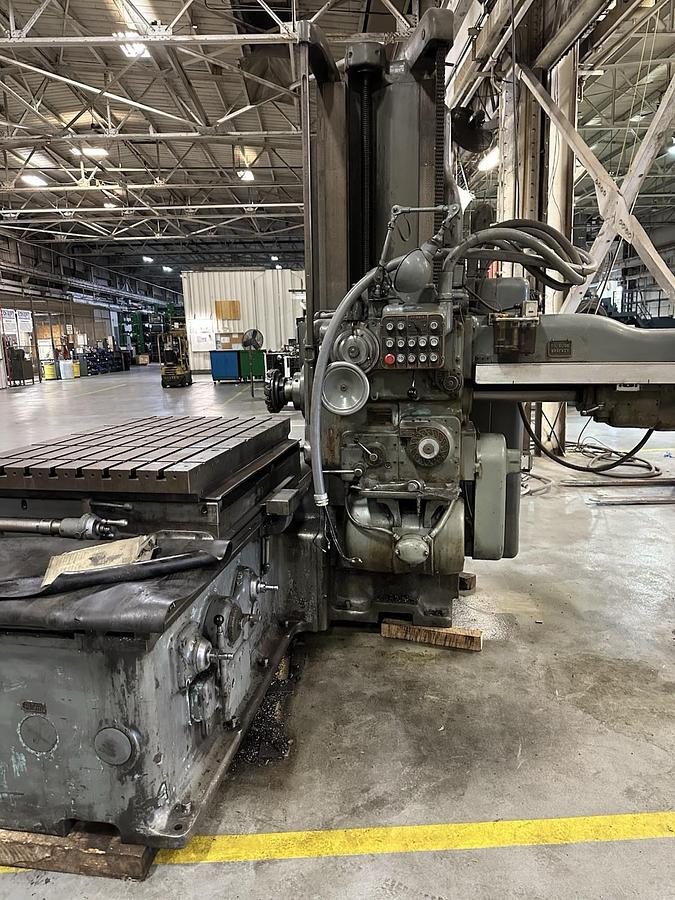 Used Devlieg,4B-60 Jig Mill,36"x60" Table 21-1000 RPM Spindle w/Tooling