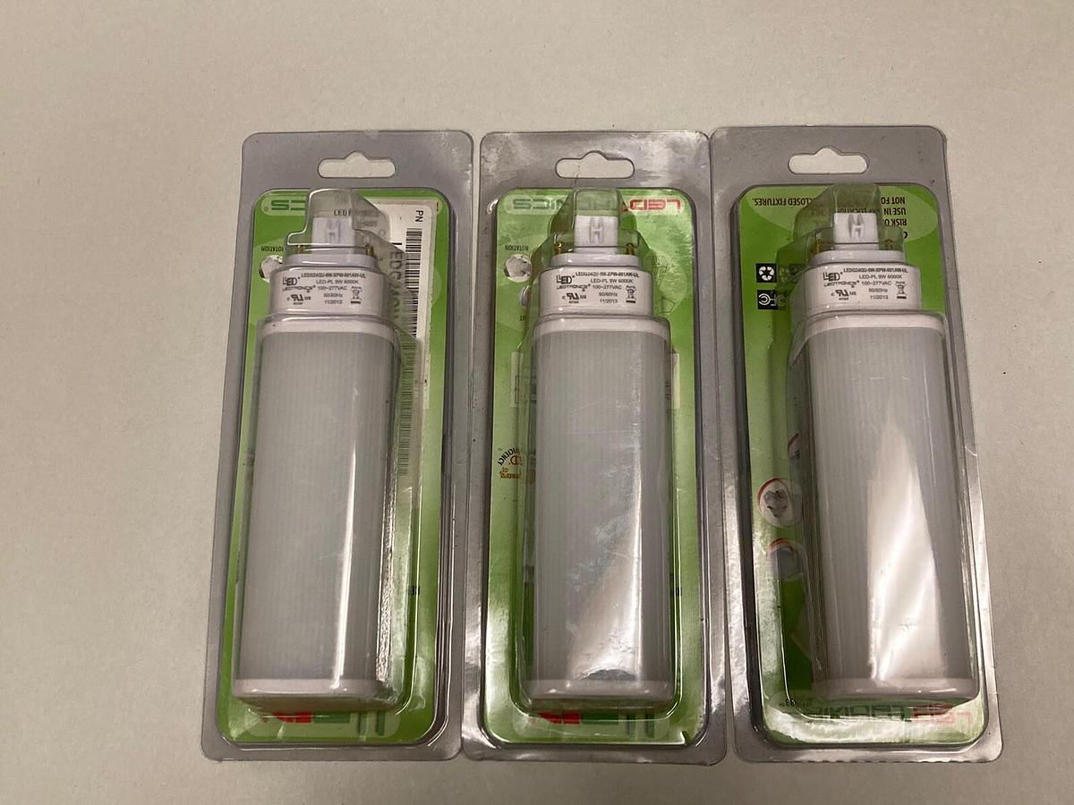 Used Ledtronics,LED-PL 9W 6000K,Bulb Lot of 3