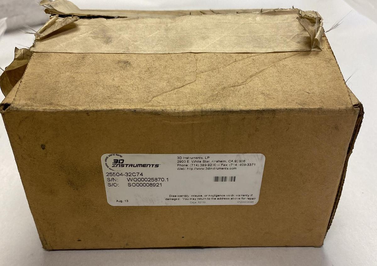3D INSTRUMENTS,25504-32C74,PRESSURE GUAGE NOS
