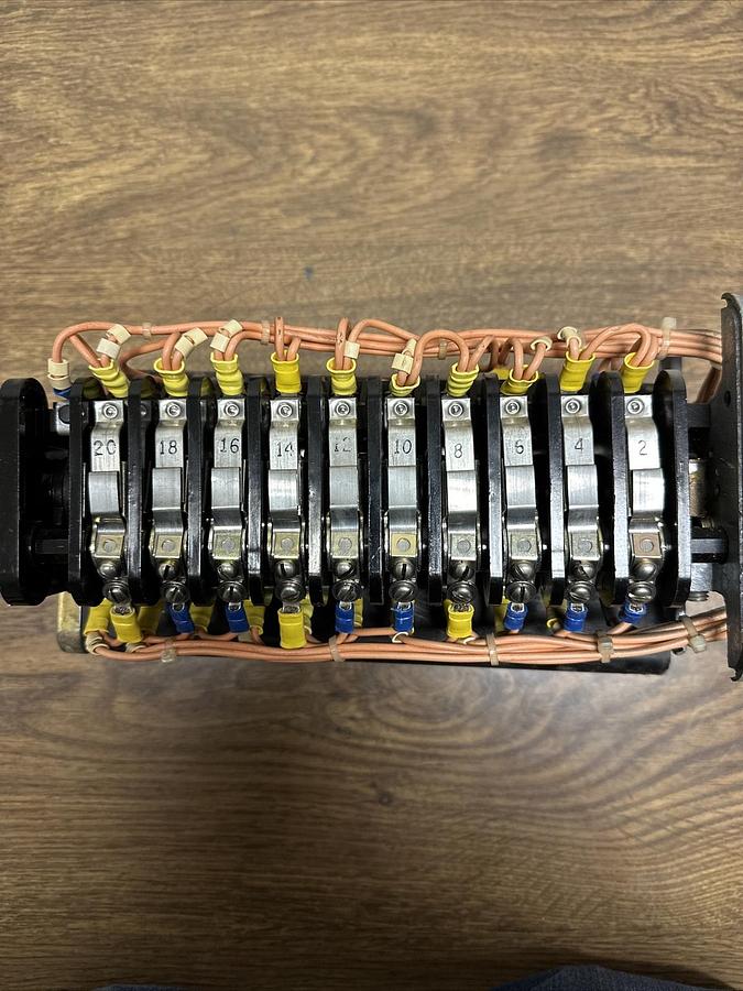 Used General Electric,16SB1MD419LSM2P,Rotary Switch