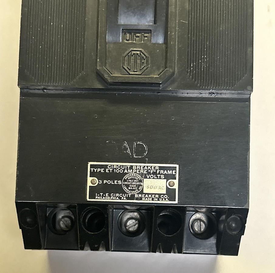 Used ITE,ET4034,CIRCUIT BREAKER 40A 600V 3P