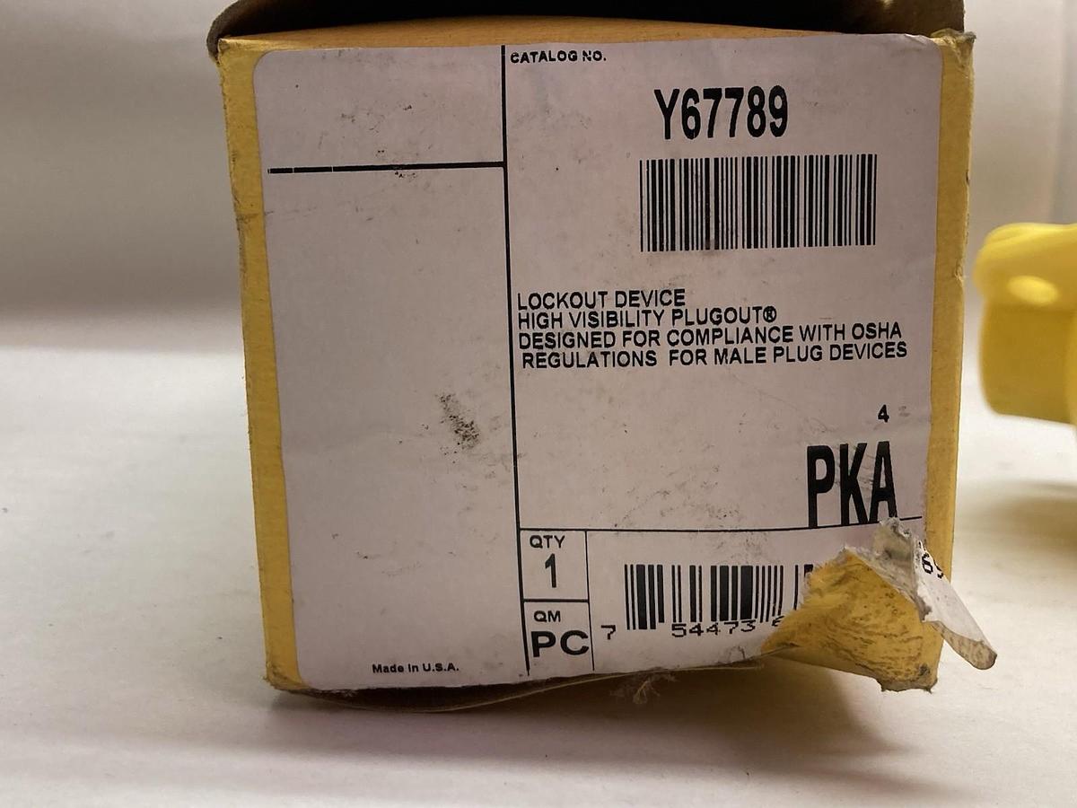 Hubbell Brady,Y67789,Lockout Device High Visibility Plugout