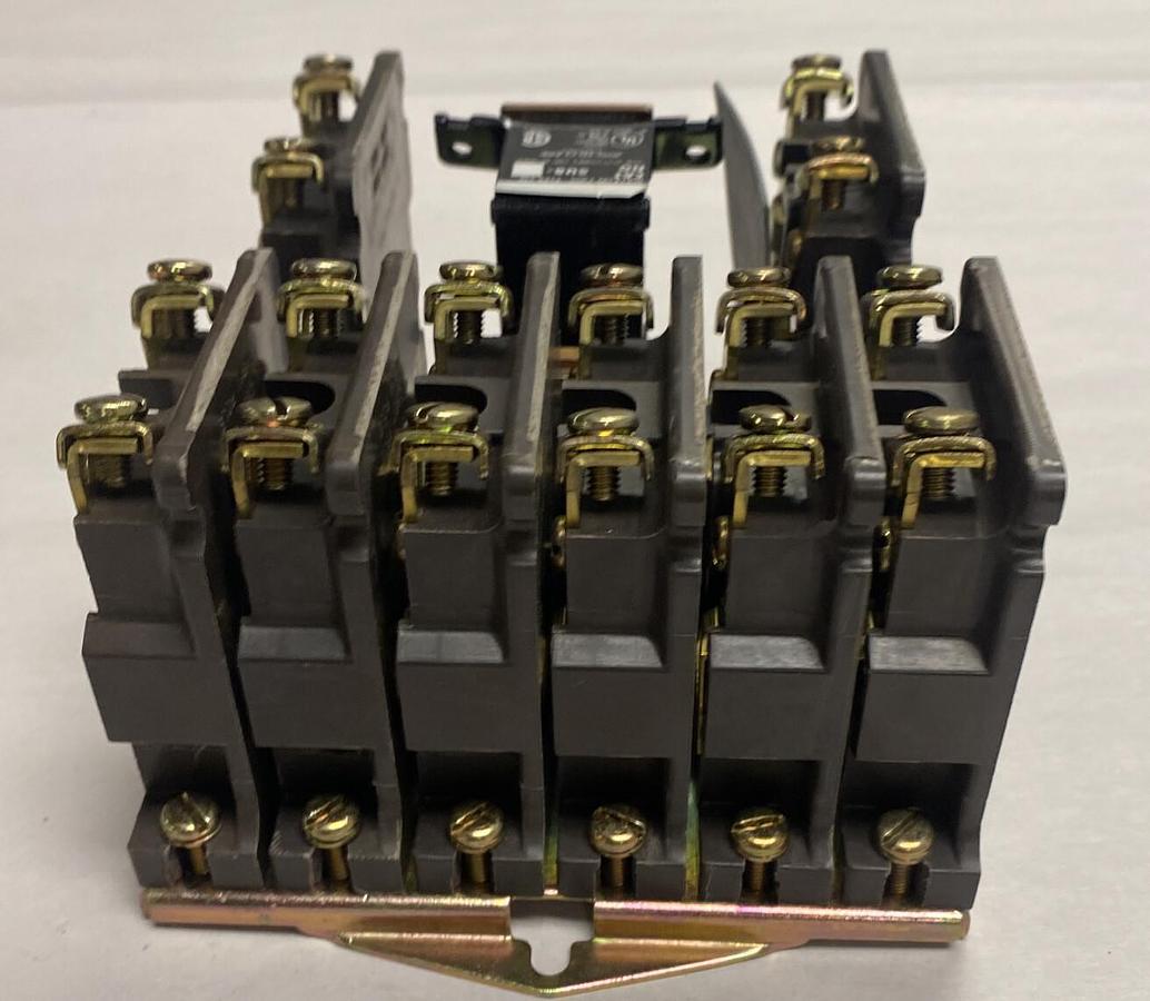 JOSLYN CLARK,5U8,CONTROL RELAY NOS