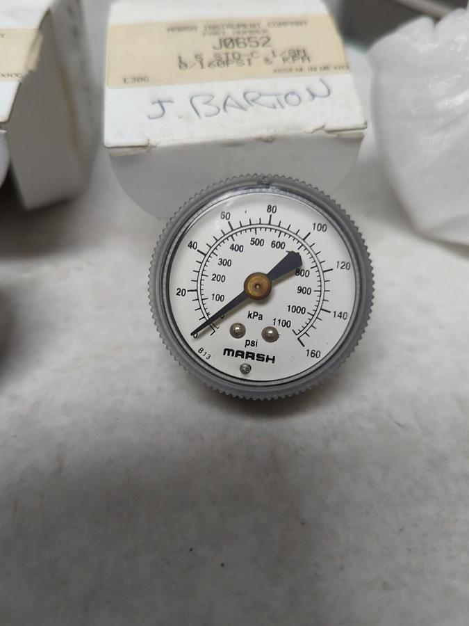 MARSH,J0652,GAUGE 0-160 PSI 1-1/2 INCH LOT OF 2 NOS