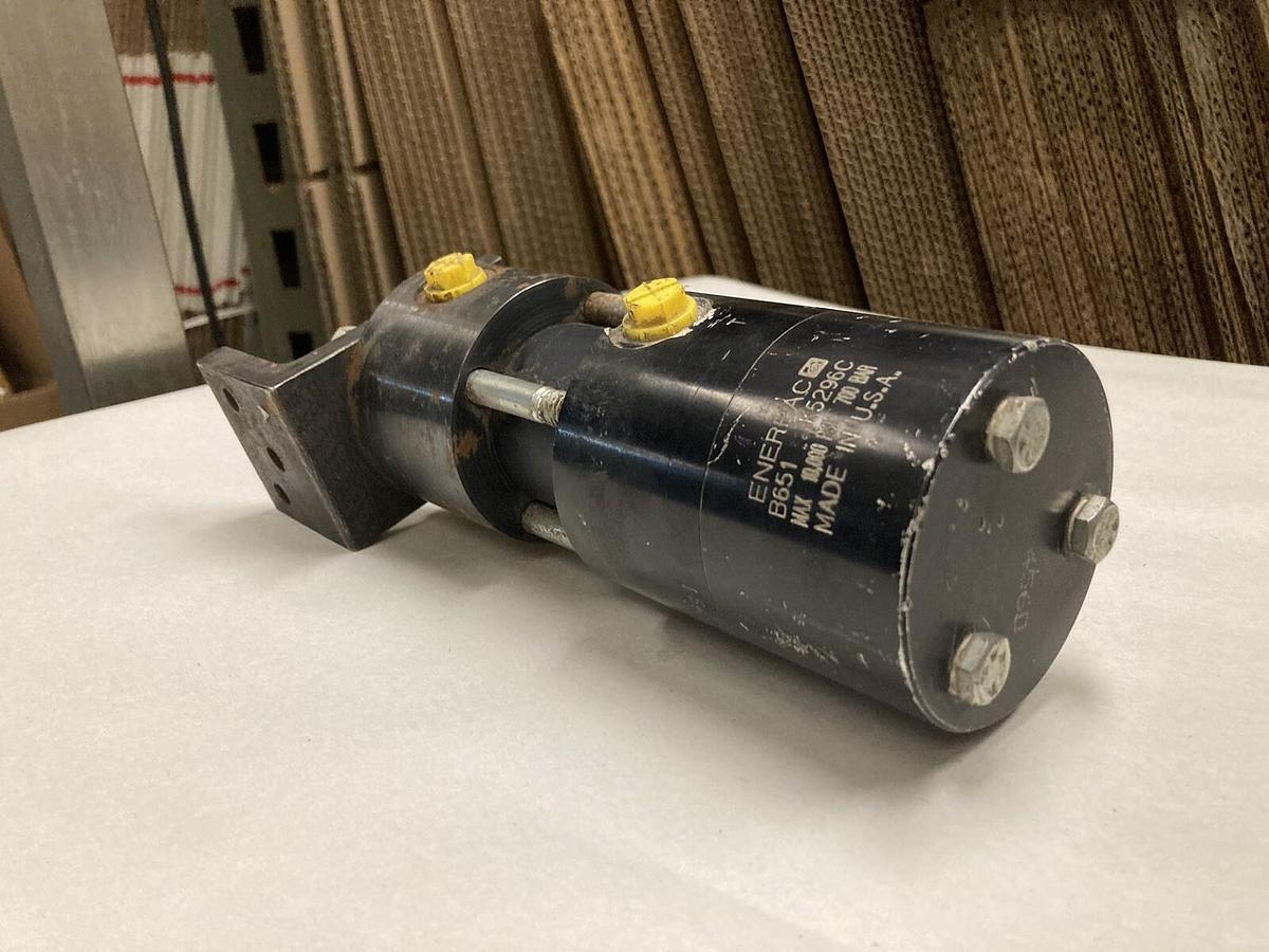 Used Enerpac,B651 K5296C,Oil To Oil Intensifier
