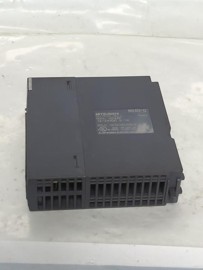 Used MITSUBISHI,QY42P,OUTPUT MODULE 24VDC 0.1A PRE-OWNED