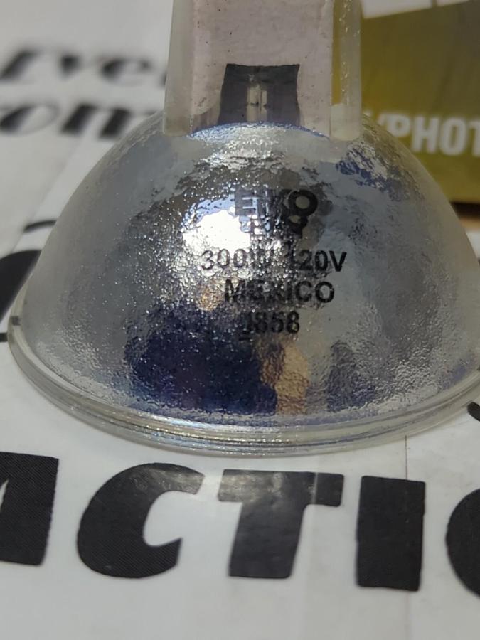 EIKO,ELH  GY5.3,AV/PHOTO LAMP 300W/120V NOS