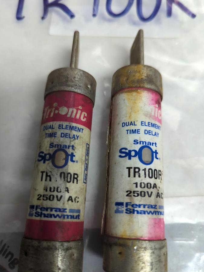 Used FERRAZ SHAWMUT,TR100R,SMART SPOT FUSE 100 AMP LOT OF 2 PRE-OWNED