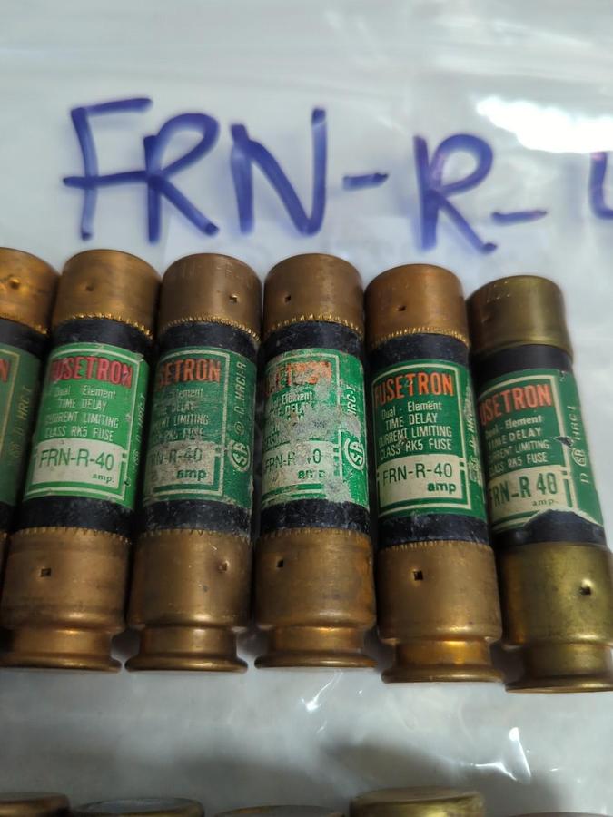Used COOPER BUSSMANN,FRN-R-40,FUSETRON 40 AMP FUSE LOT OF 11 PRE-OWNED