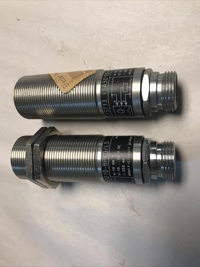 IFM Efector,II5713 IIA3010-BPKG/LS,Proximity Sensor Lot Of 2 NOS