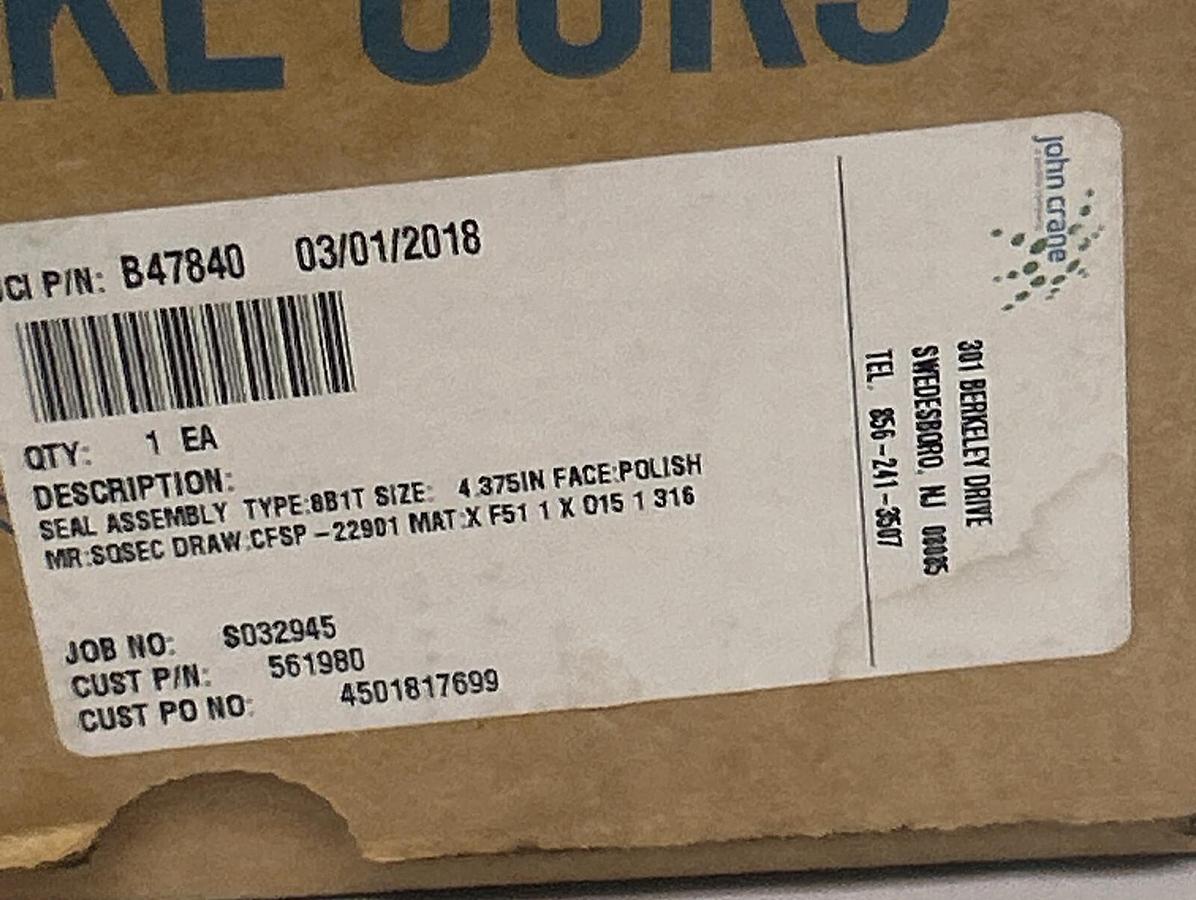 Used JOHN CRANE,8B1T,SEAL ASSEMBLY NEW