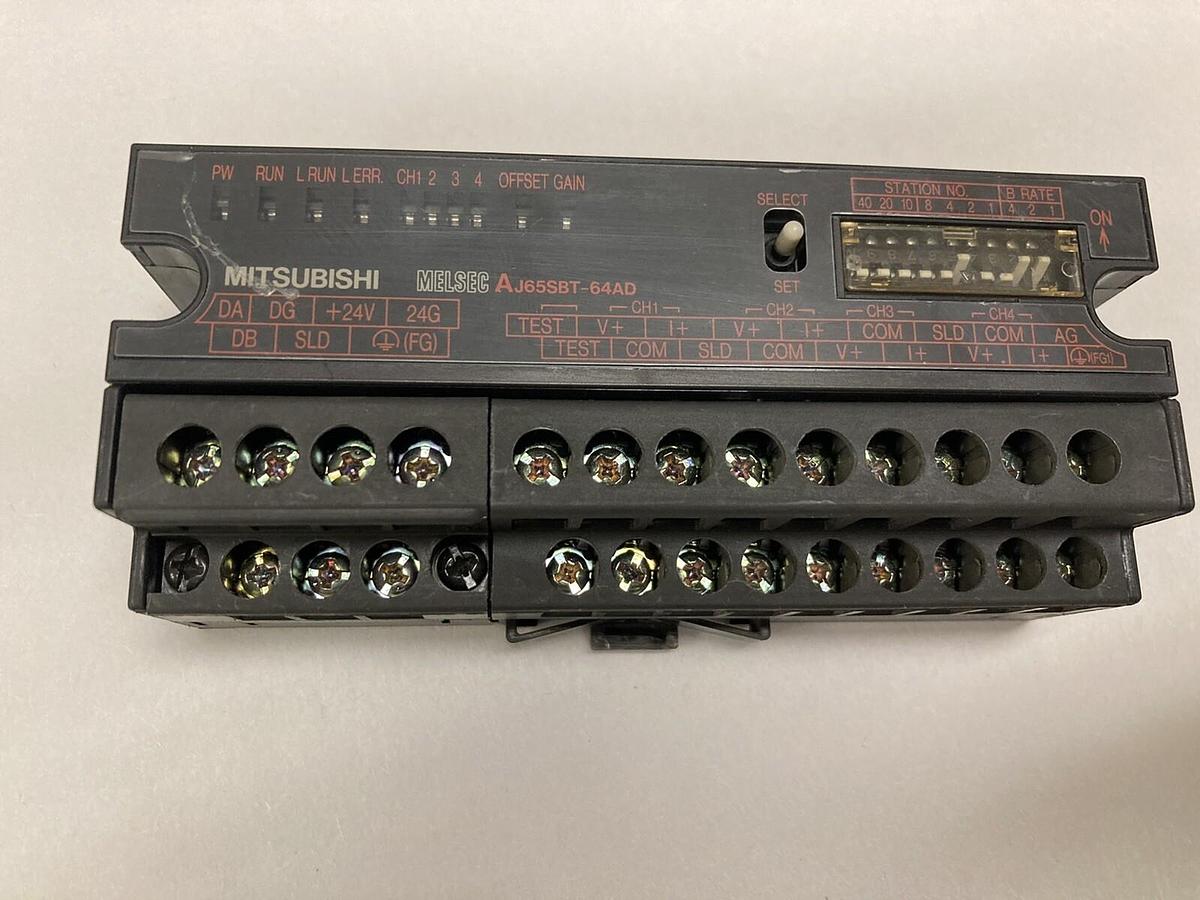 Used Mitsubishi,AJ65SBT-64AD,Analog Digital Converter