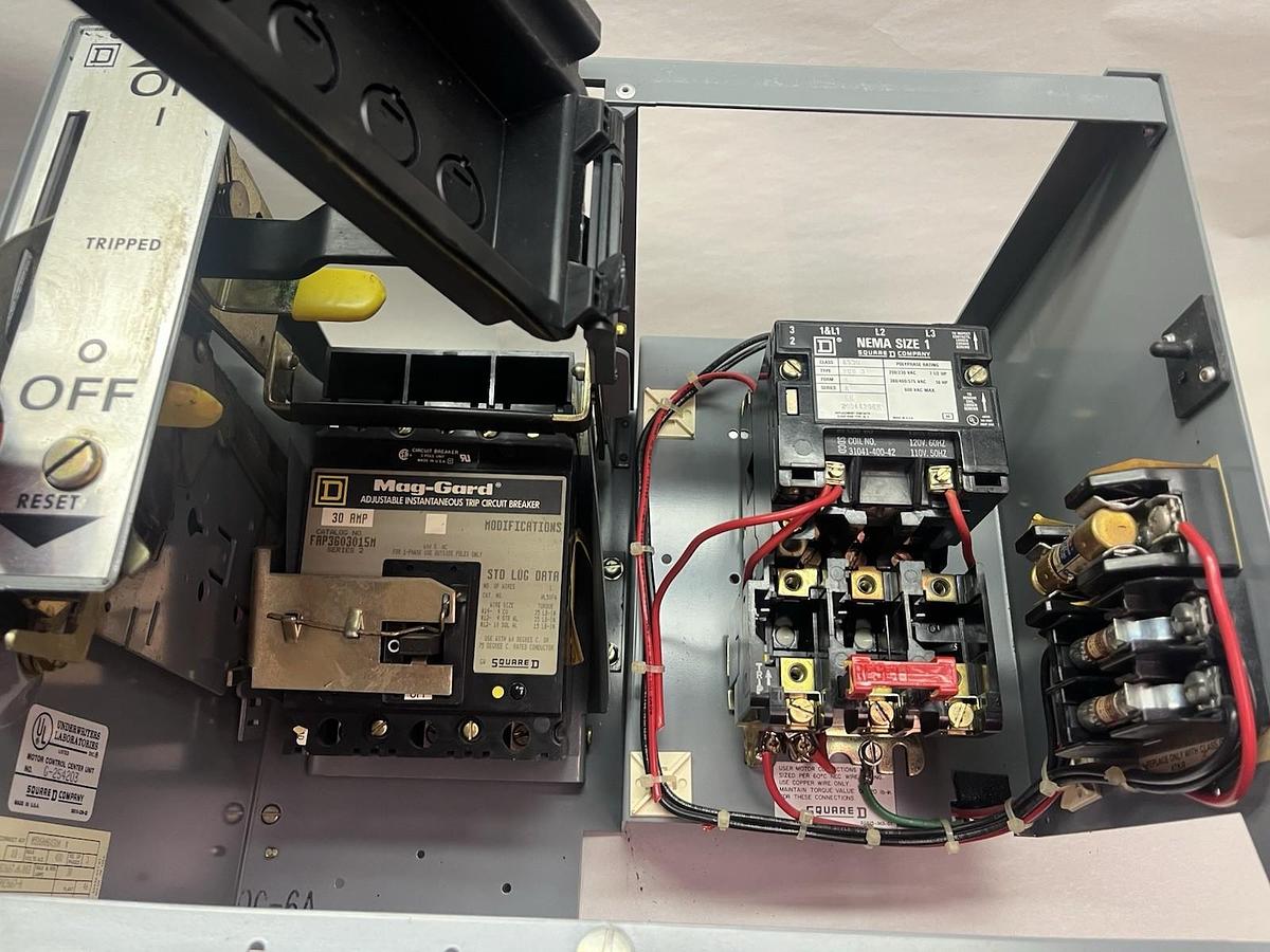 Used SQUARE D,MODEL 5,SIZE 1 MCC 8536SCO3 STARTER BUCKET 30A FAP360315H BREAKER