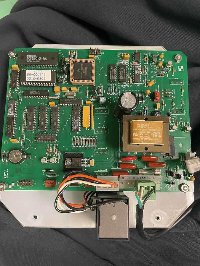 Used QEI,VERSION 6.18 LLPS,MINICAP CAPACITOR CONTROL 120v VERSION 6.18 LLPS