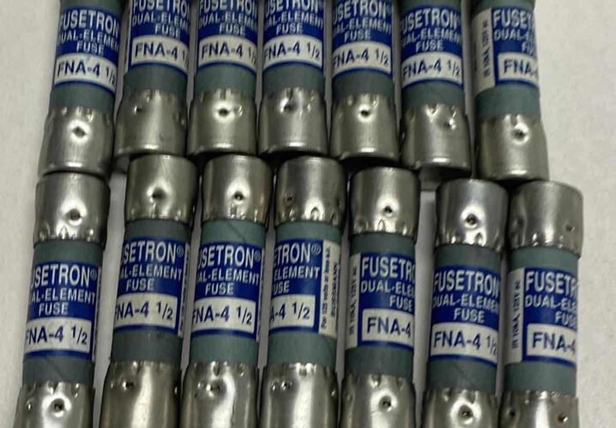 Cooper Bussmann,FNA 4-1/2,FUSE 4-1/2 AMP Lot of 14 NOS