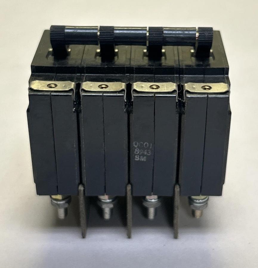 Used HEINEMANN,AM4S-Z31-1,CIRCUIT BREAKER 15A 480V 4P