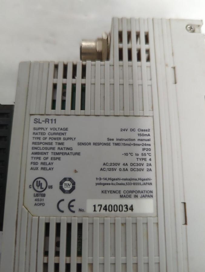 Used KEYENCE,SL-R11,SAFETY CONTROLLER UNIT CLASS 2 24V DC PRE-OWNED