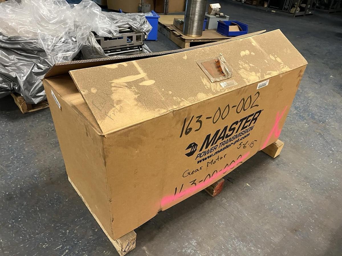 Master Power Transmission,30BD01301501,GEAR SPEED REDUCER RATIO 240 1HP OUT 7RPM