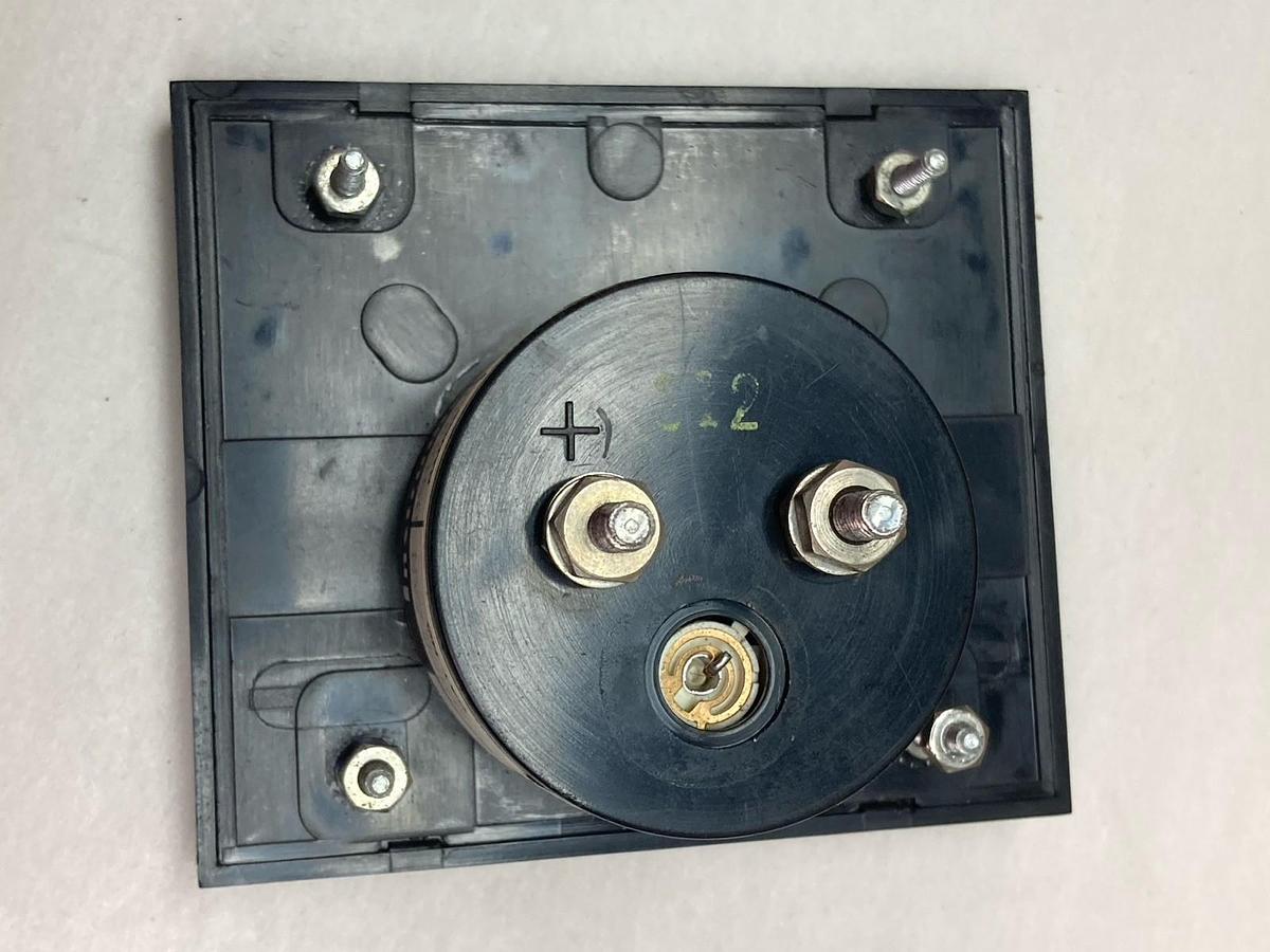 Used EIL Instrument,AA-EZXH,0-300 D.C. Amperes Gauge 85 OHM