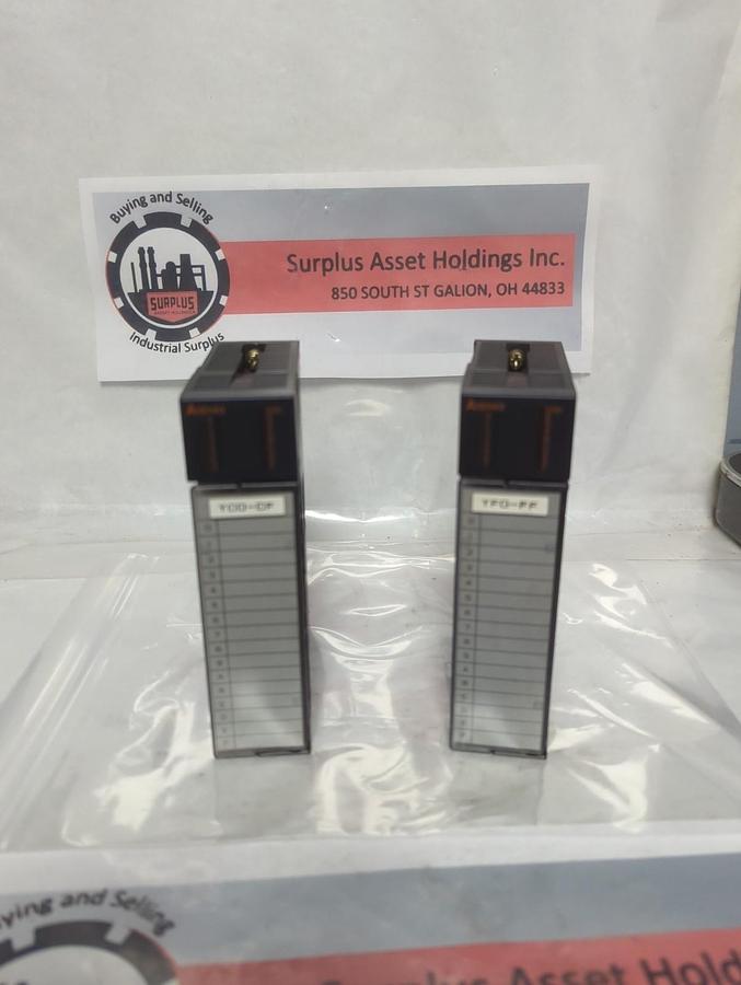 Used MITSUBISHI,A1SY40,DIGITAL OUTPUT UNIT MODULE LOT OF 2 PRE-OWNED