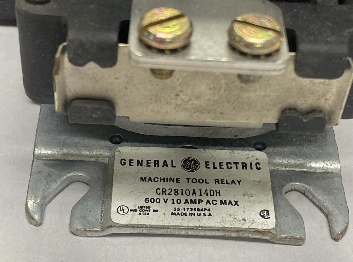 General Electric,CR2810A14DH3,Machine Tool Relay 10A 600V NOS