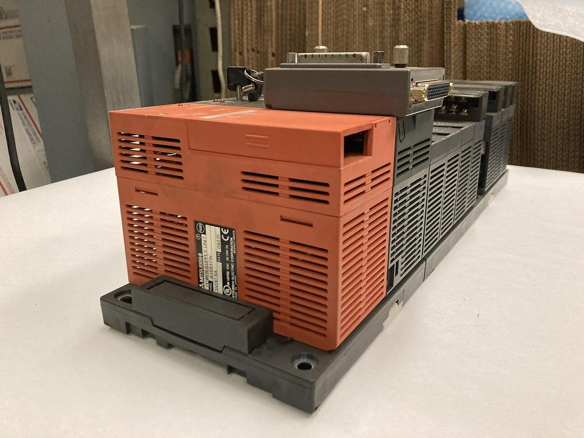 Used MITSUBISHI,A1S61PN/A1SX41/A1SX40/A1SY10, Rack