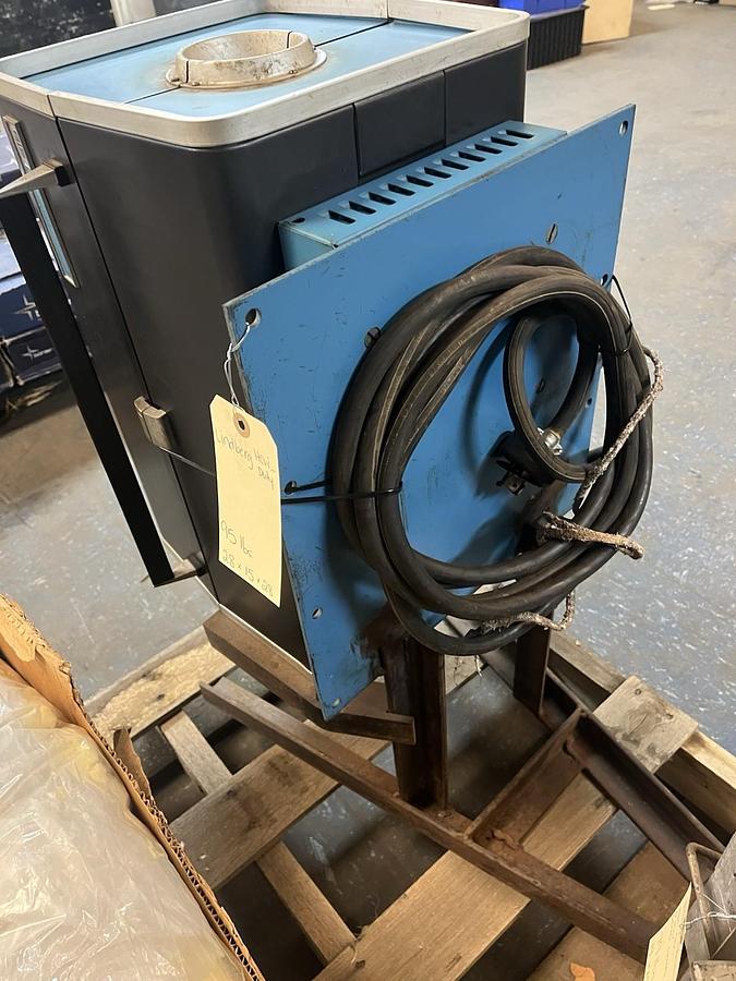 Used SOLA BASIC,5-4332-AS,LINDBERG HEAVY DUTY TUBE FURNACE 230V  CHAMBER 2-1/2"X18"