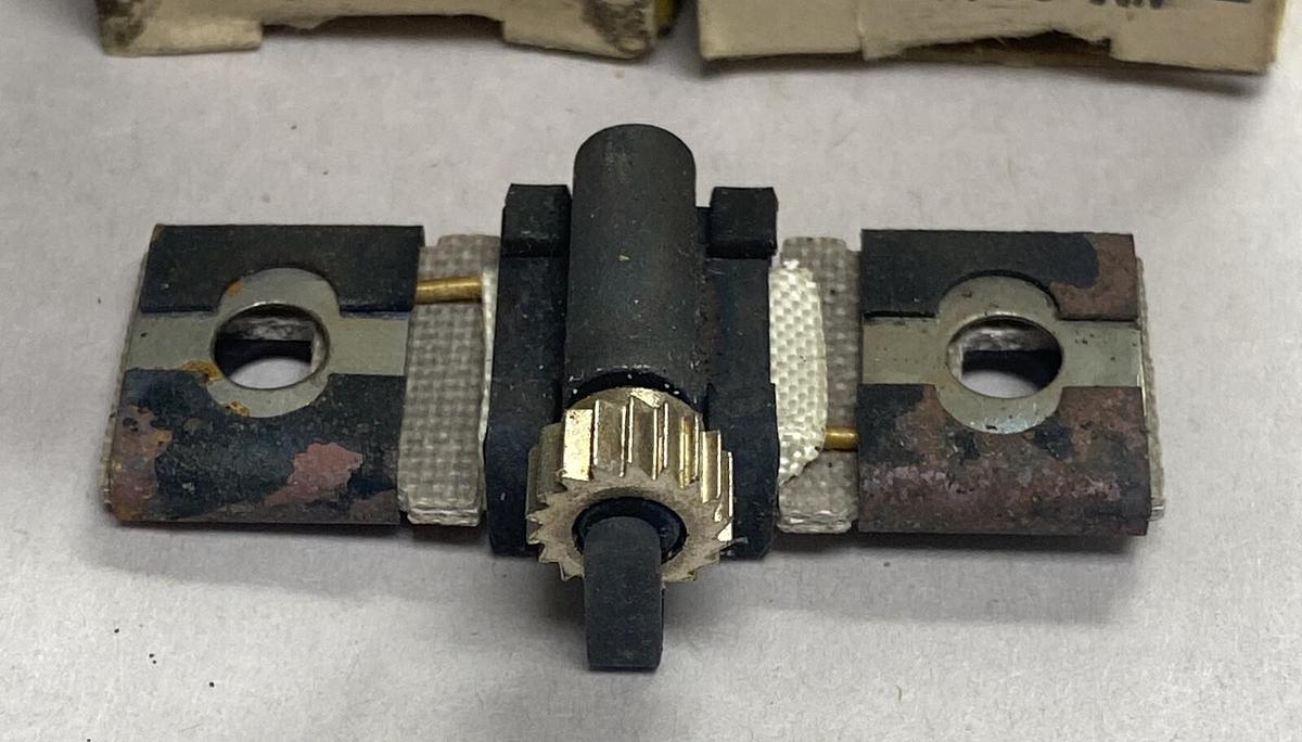 Square D,B2.10,Overload Relay Heater Element Lot Of 4 NOS