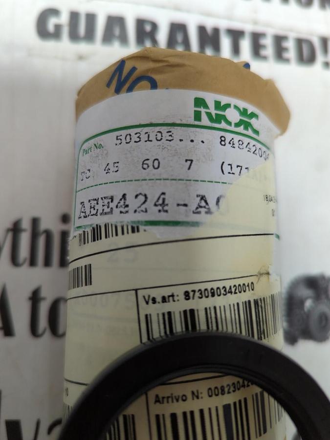 NOK,AEE424-A0,OIL SEALS LOT OF 20 NEW