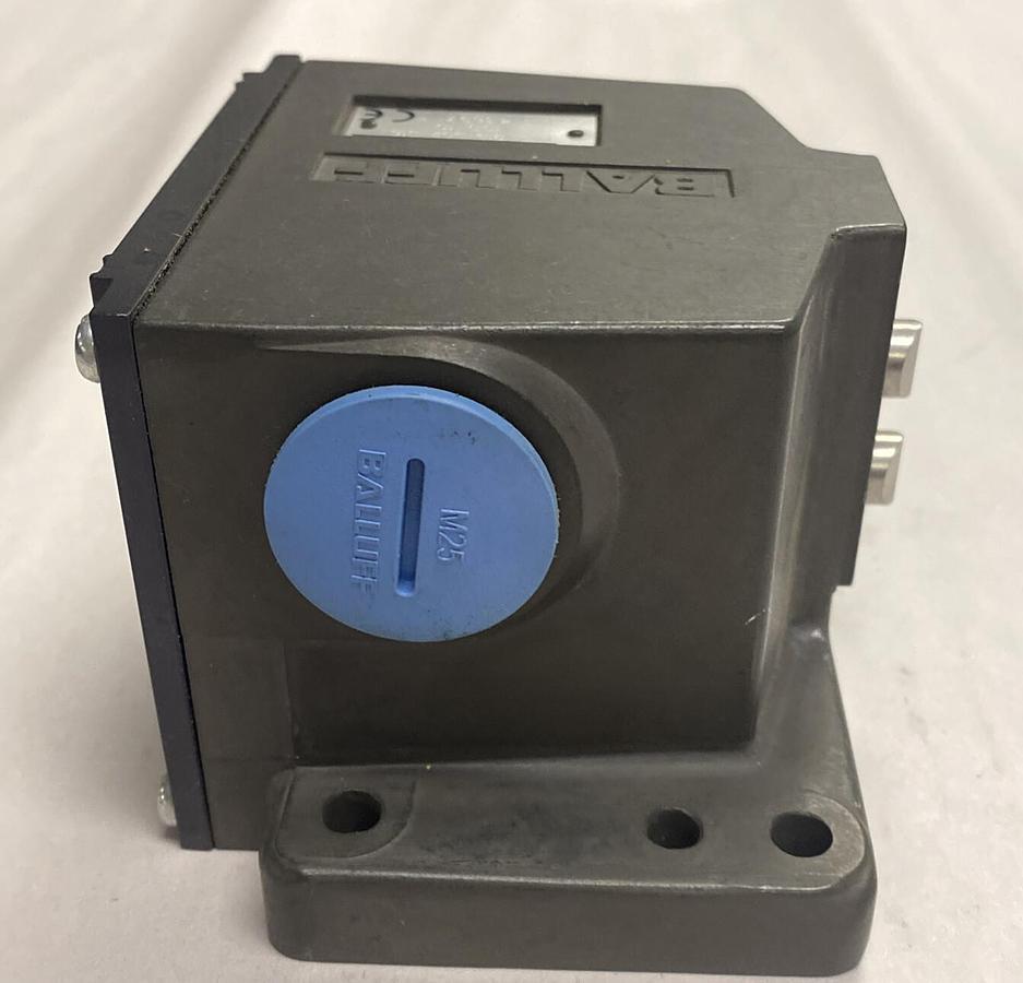 Balluff,BNS-819-D02-D16-100-10,Limit Switch NOS